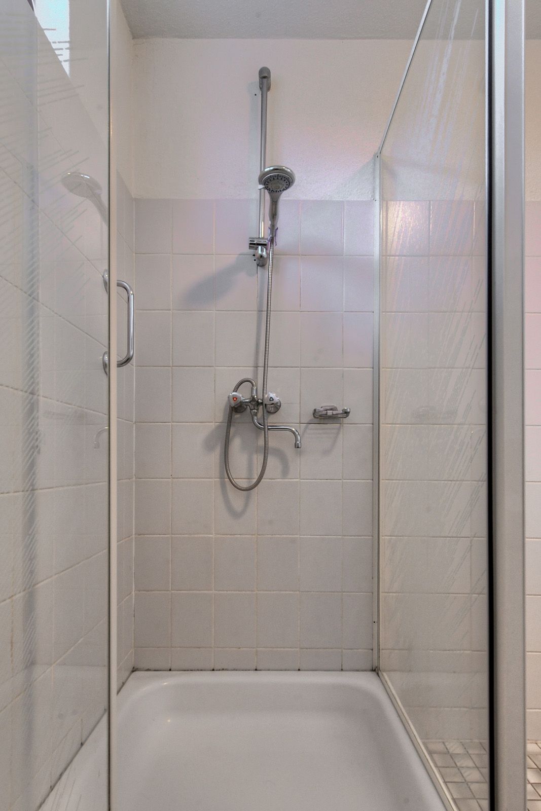 Photo 24 of Van Reesstraat 2-A