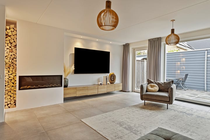 Foto 5 van Esculaaphof 56