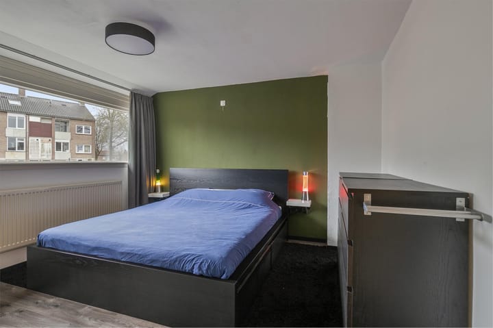 Foto 15 van Mezenlaan 6