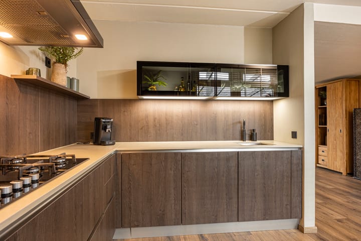 Foto 16 van Wim Sonneveldstraat 14