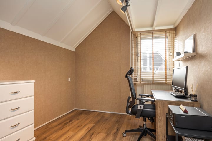 Foto 19 van Wim Sonneveldstraat 14