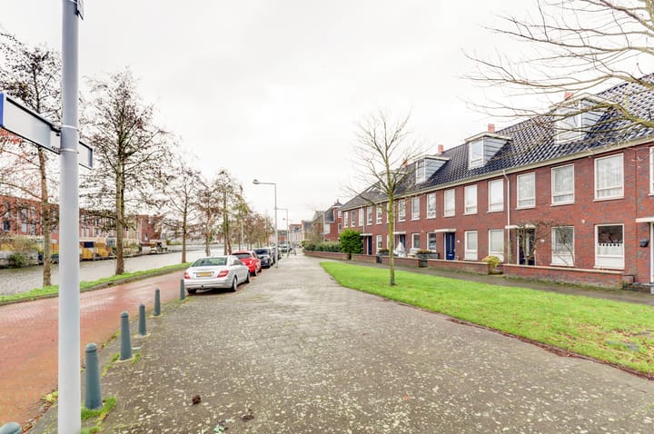 Foto 9 van Henk Kompagnelaan 80