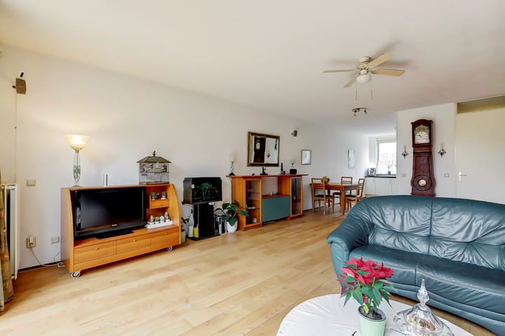 Foto 19 van Henk Kompagnelaan 80