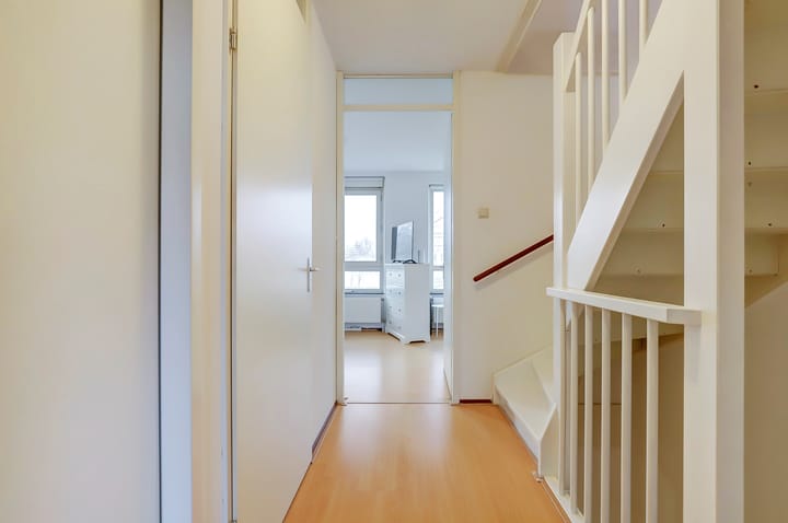 Foto 21 van Henk Kompagnelaan 80