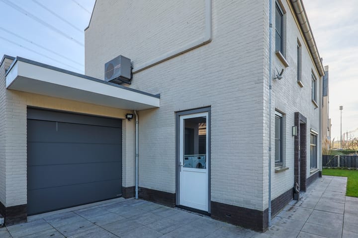 Foto 6 van Parallelweg 6-B