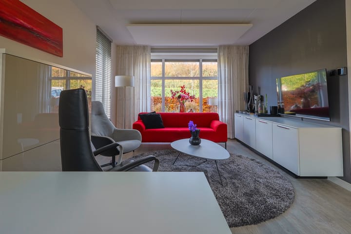 Foto 18 van Parallelweg 6-B