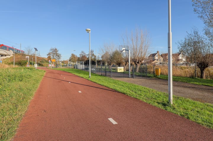 Foto 58 van Parallelweg 6-B