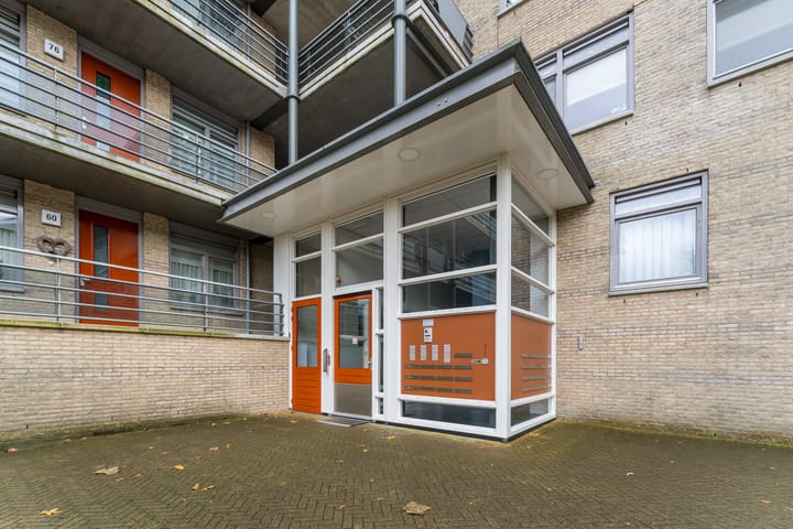 Foto 3 van Plecht 100