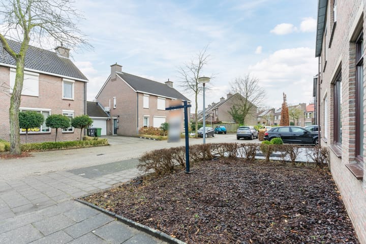 Foto 39 van Angerslaan 22