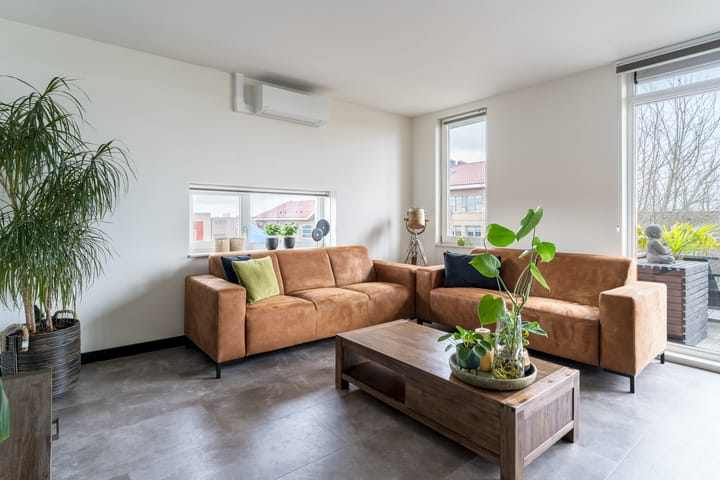 Foto 15 van Plecht 100