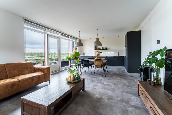 Foto 16 van Plecht 100