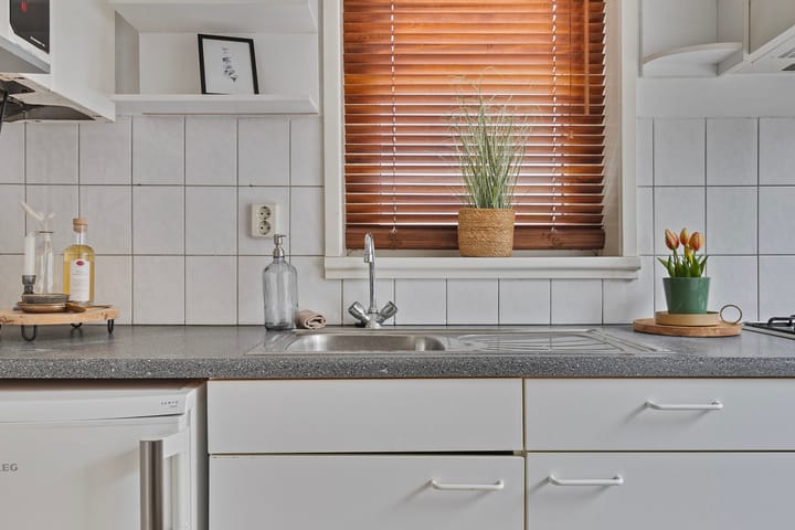 Foto 8 van Mgr. Van de Weteringstraat 28