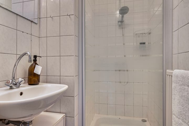 Foto 12 van Mgr. Van de Weteringstraat 28