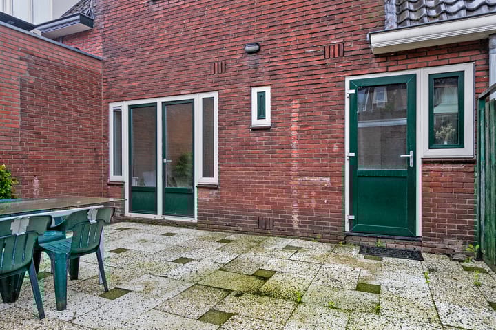 Foto 17 van Mgr. Van de Weteringstraat 28