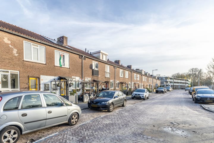 Foto 15 van Burgemeester Van Leeuwenlaan 162