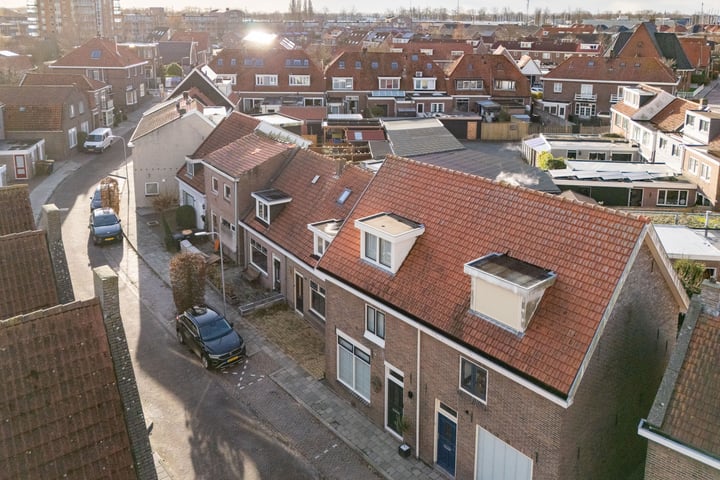 View photo 5 of Burgemeester Schoutsenstraat 17