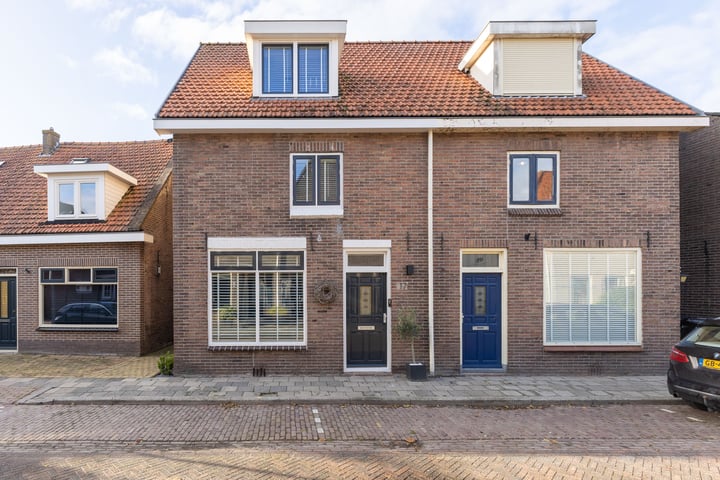 View photo 50 of Burgemeester Schoutsenstraat 17