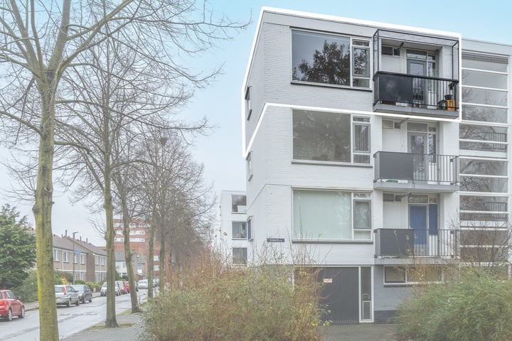 View photo 1 of Sonatestraat 55