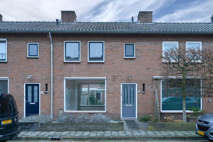 Bekijk foto 1 van Roemer Visscherstraat 31