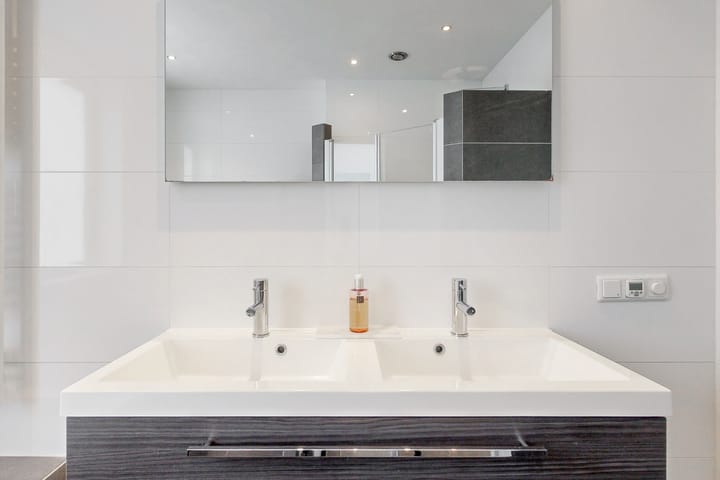 Foto 24 van Lijndraaierhof 1