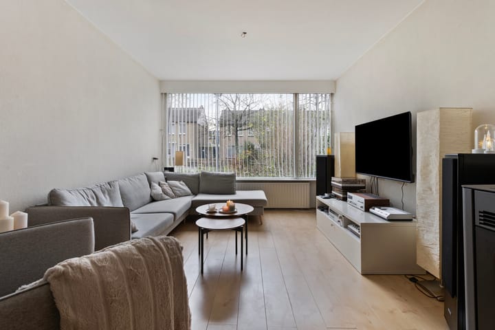 Photo 6 of Prof. Struyckenstraat 5