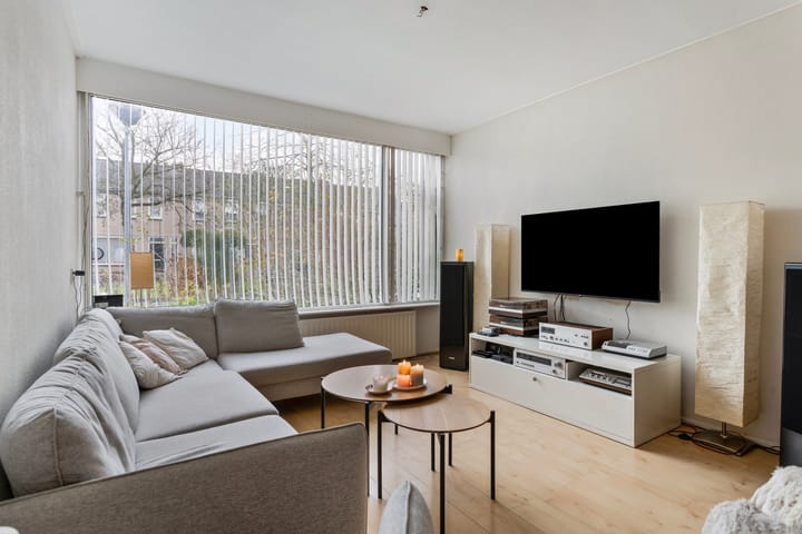 Photo 7 of Prof. Struyckenstraat 5