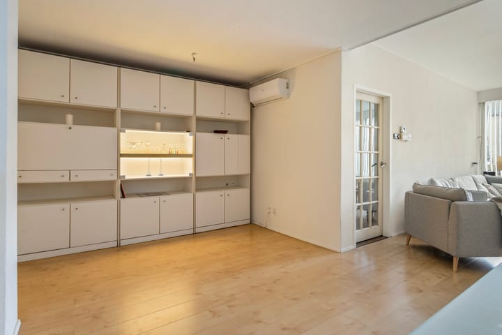 Photo 11 of Prof. Struyckenstraat 5