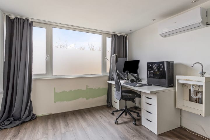 Photo 25 of Prof. Struyckenstraat 5