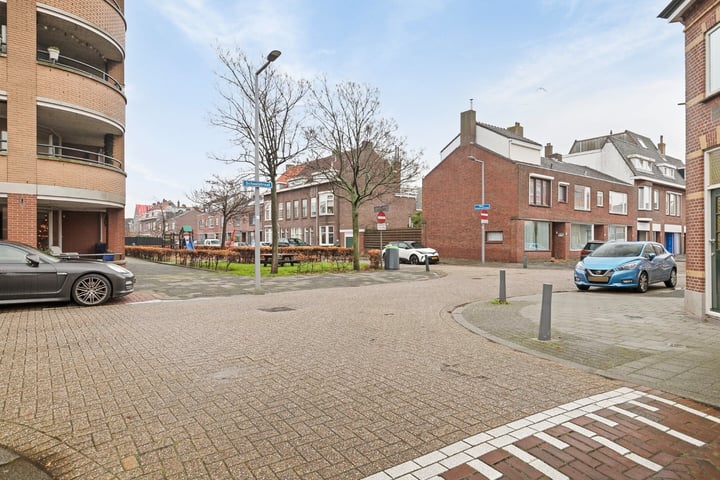 Bekijk foto 34 van 1e Scheepvaartstraat 7