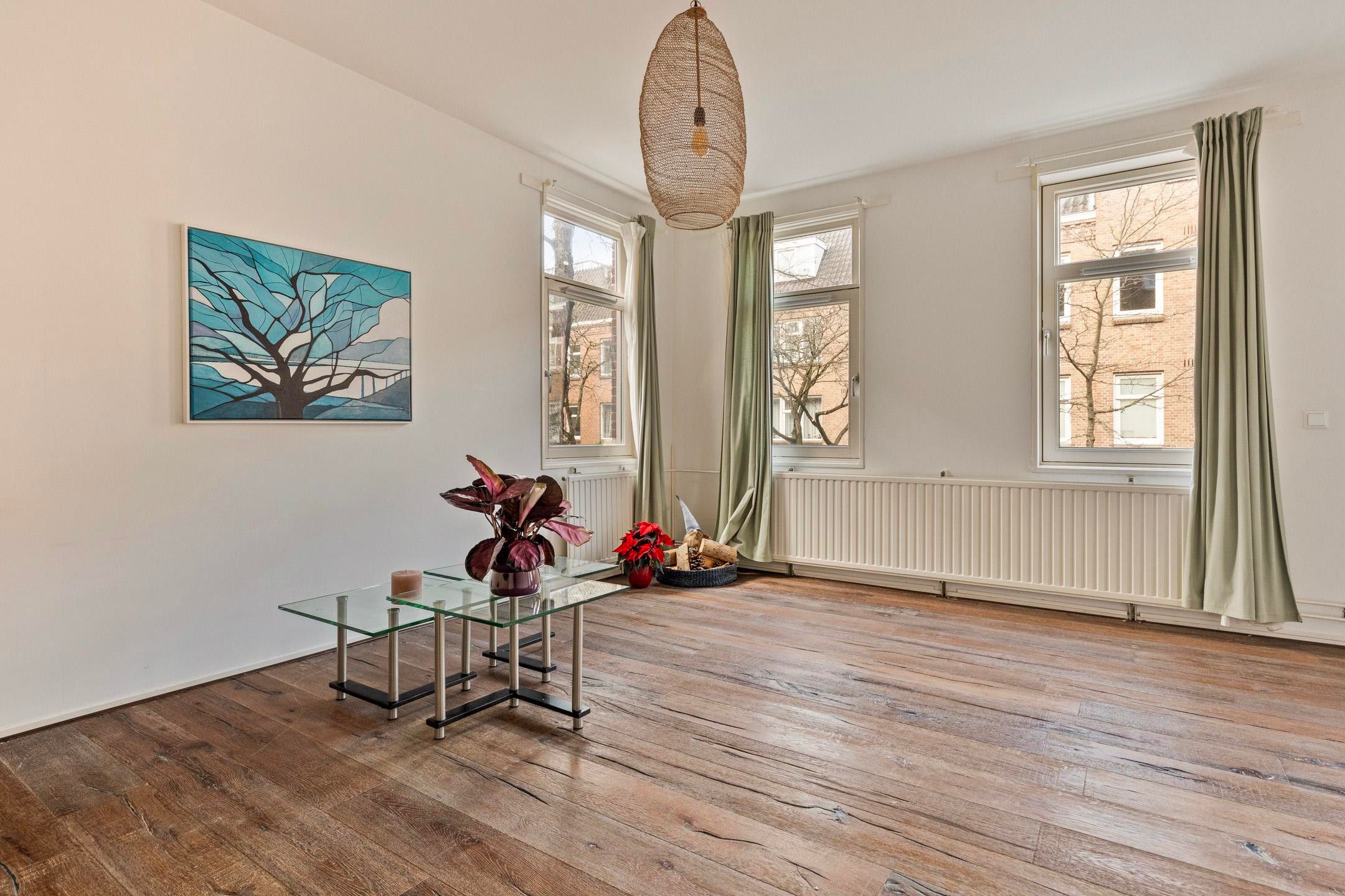 Photo 6 of Vincent van Goghstraat 18-B