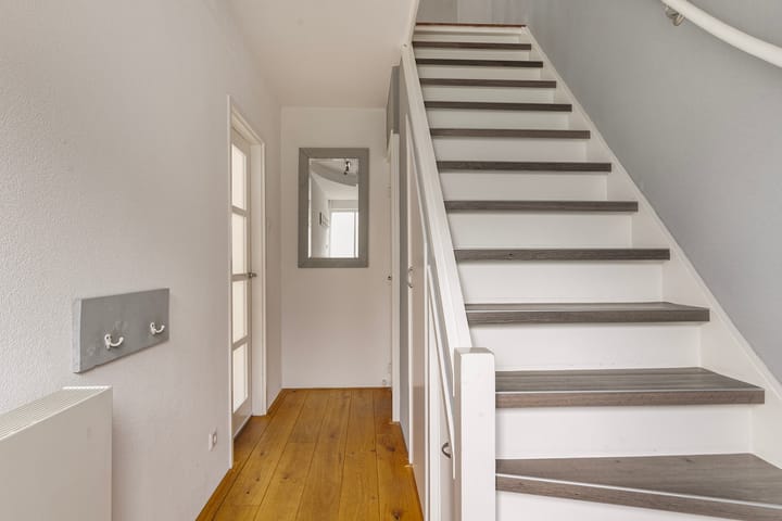 Foto 13 van Julianalaan 11