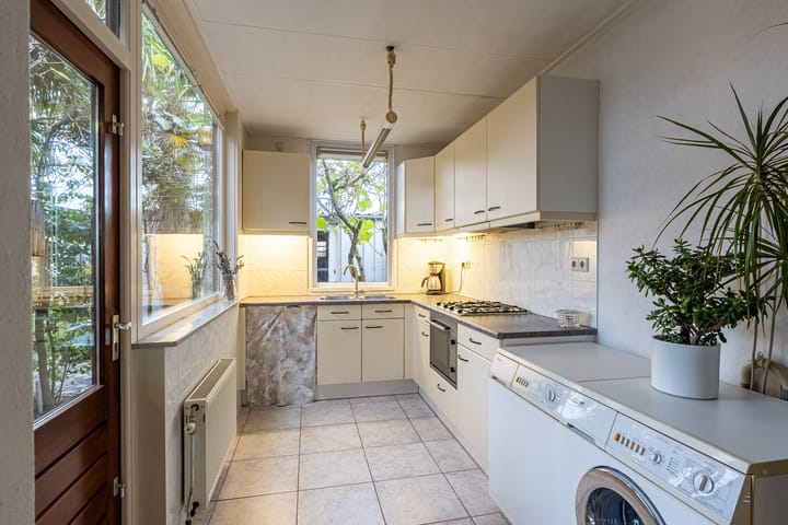 Foto 3 van Parallelweg 8