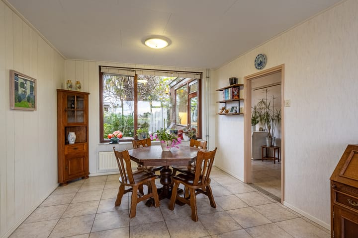 Foto 13 van Parallelweg 8