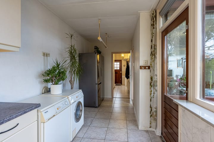 Foto 15 van Parallelweg 8