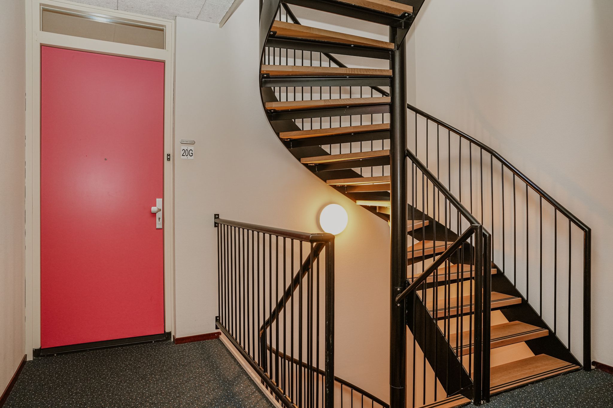 Foto 30 van Kattenburg 20-G