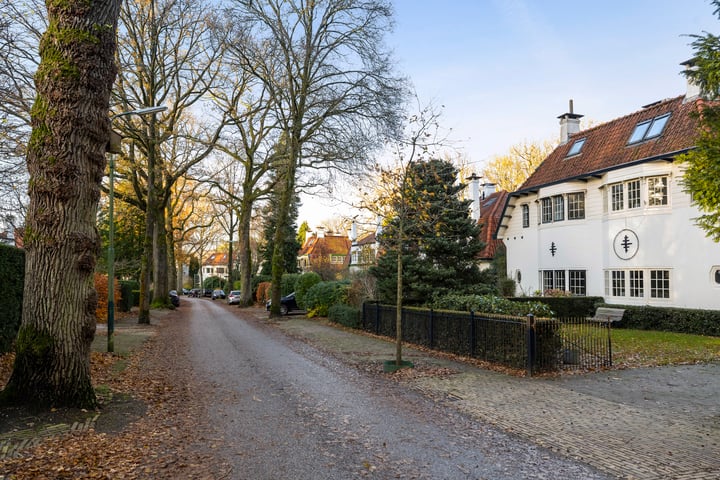 Bekijk foto 37 van Ferdinand Huycklaan 26