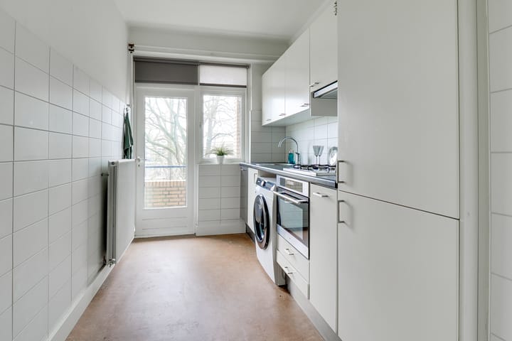 Foto 16 van Lessinglaan 3-2