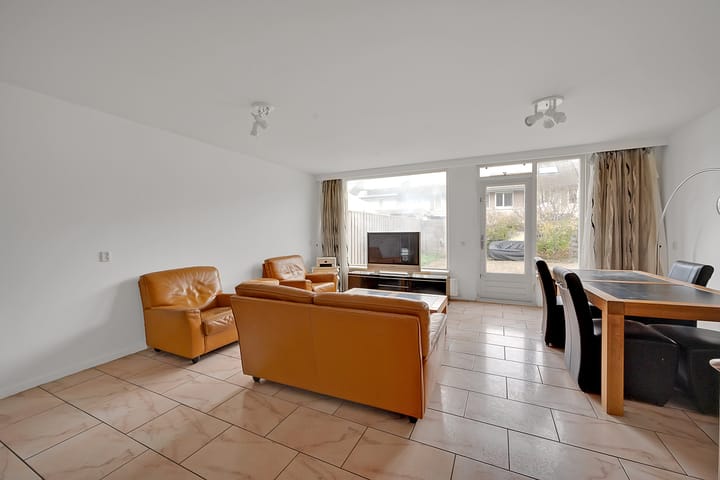 Foto 3 van Tubastraat 56