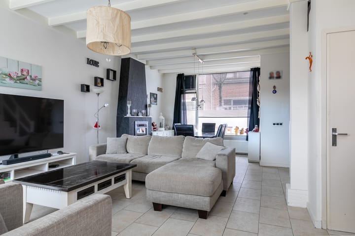 Foto 3 van Maarten Trompstraat 6