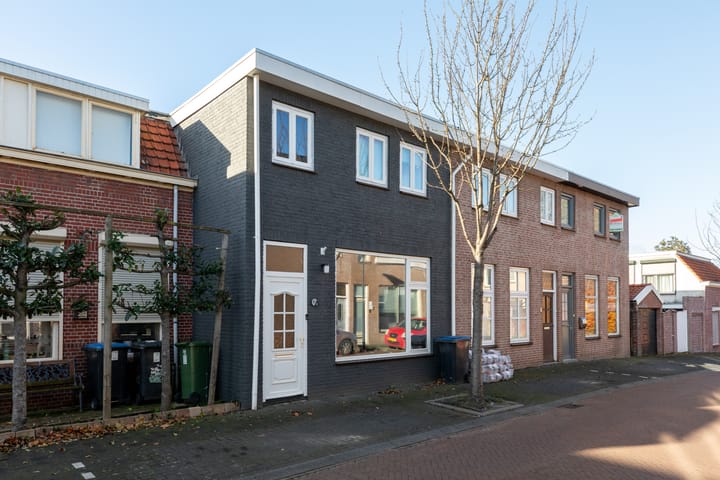 Foto 4 van Maarten Trompstraat 6