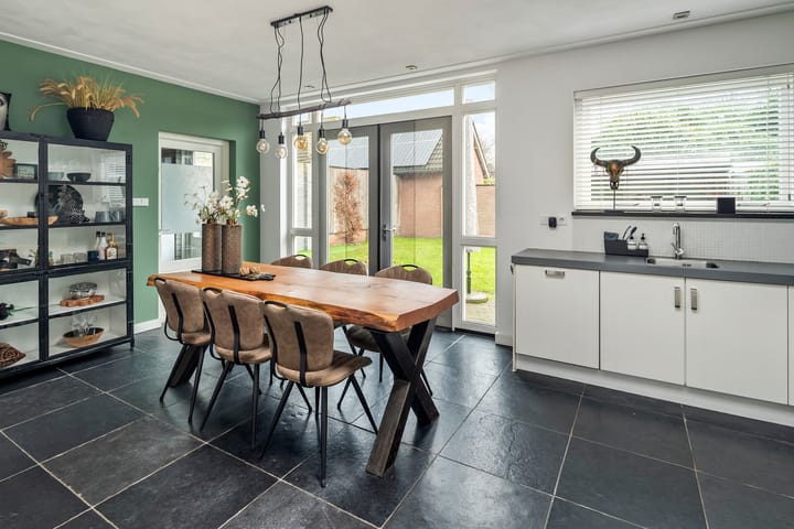 Foto 16 van Meester Hertsigstraat 70