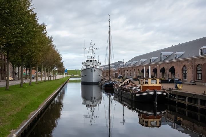 Bekijk foto 39 van Tjalkstraat 12