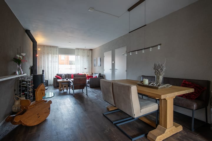 Foto 11 van van Loonstraat 3