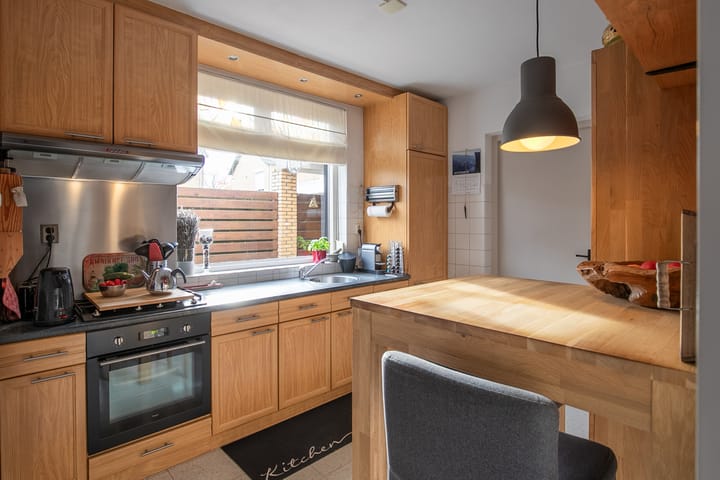 Foto 14 van van Loonstraat 3