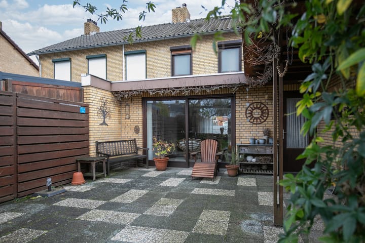 Foto 22 van van Loonstraat 3