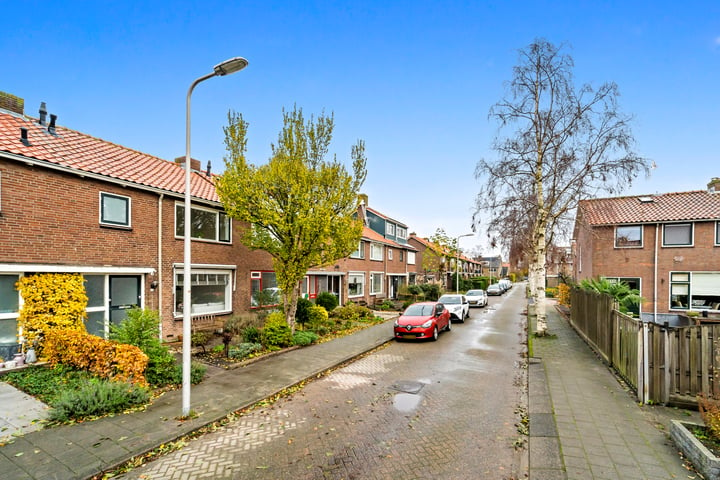 Bekijk foto 3 van Oranje-Nassaustraat 40