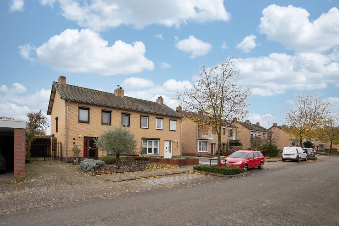 Foto 26 van van Loonstraat 3