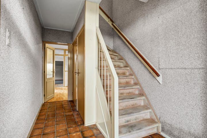 Photo 7 of Heldersestraat 11