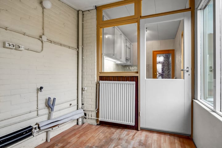 Photo 11 of Heldersestraat 11