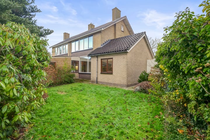 Photo 23 of Heldersestraat 11